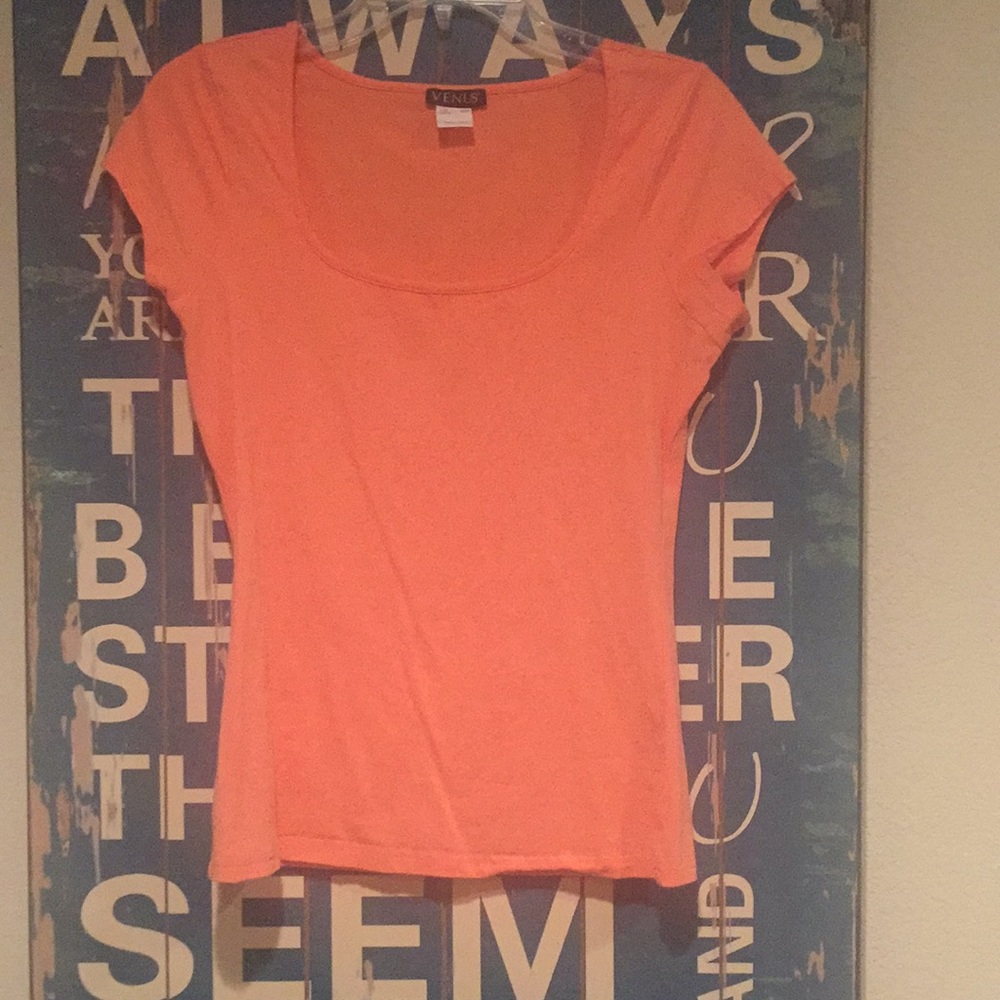 Coral scoop neck